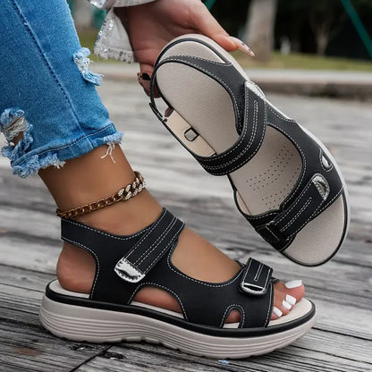 Alia™ | Bekväma Kilklackssandaler